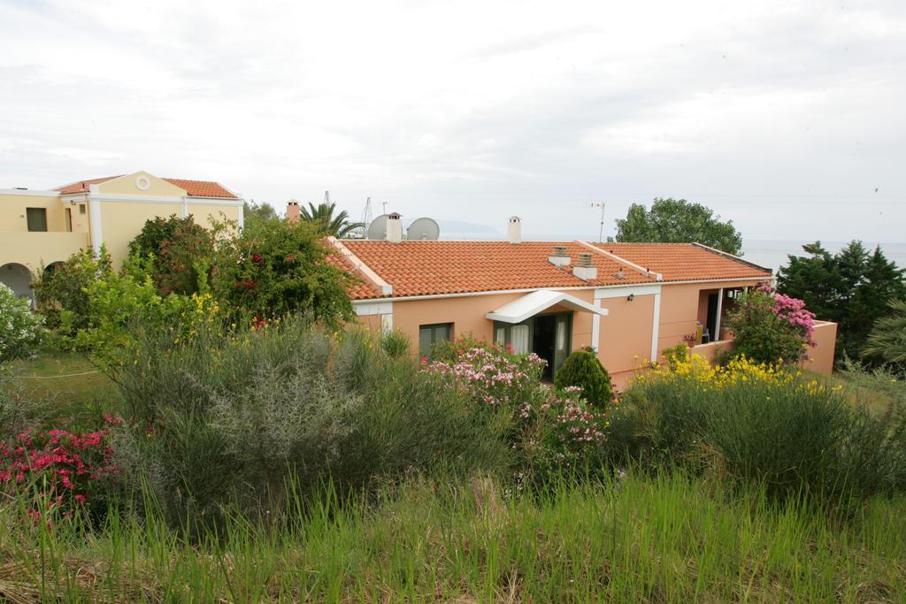 Mounda Beach Hotel Skala  Exterior photo