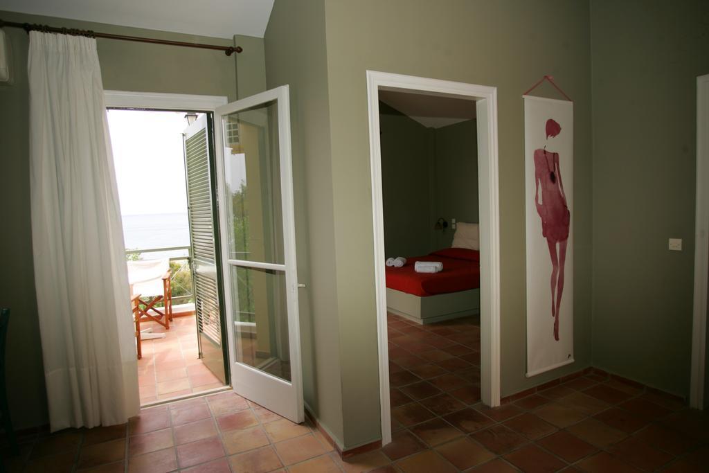 Mounda Beach Hotel Skala  Room photo