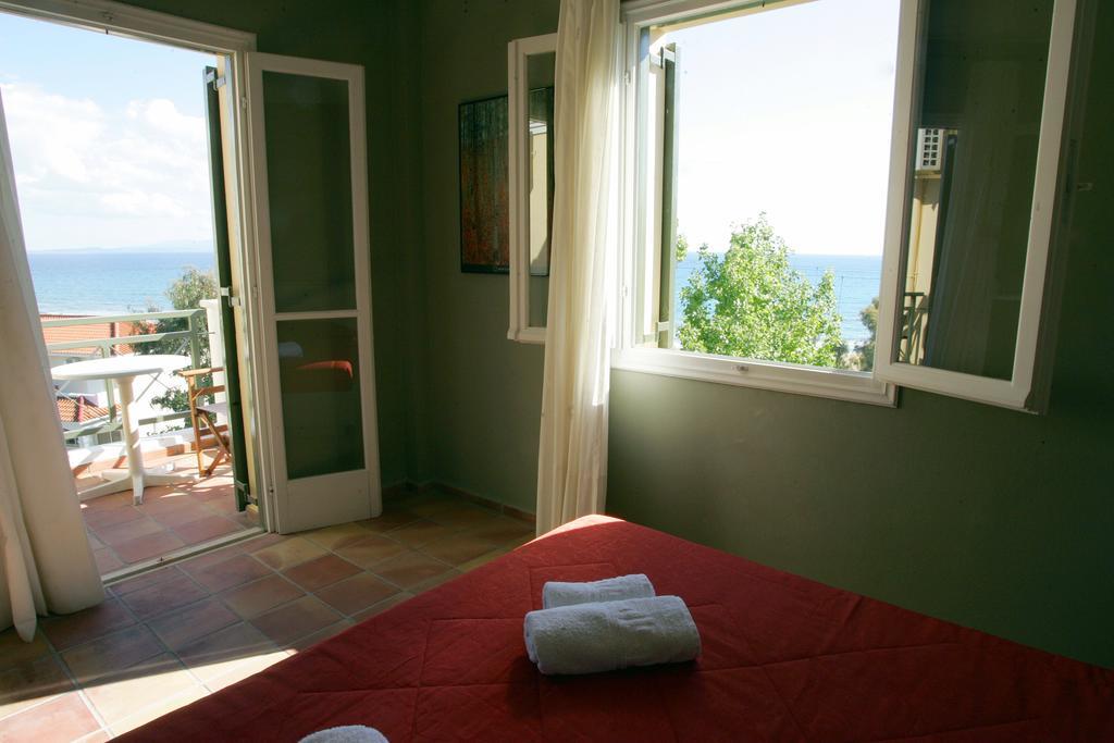 Mounda Beach Hotel Skala  Room photo